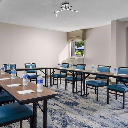Hampton Inn Ft. Lauderdale-Cypress Creek Fort Lauderdale Eksteriør bilde