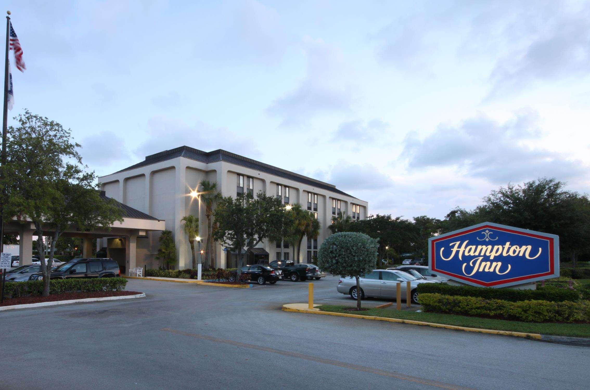 Hampton Inn Ft. Lauderdale-Cypress Creek Fort Lauderdale Eksteriør bilde