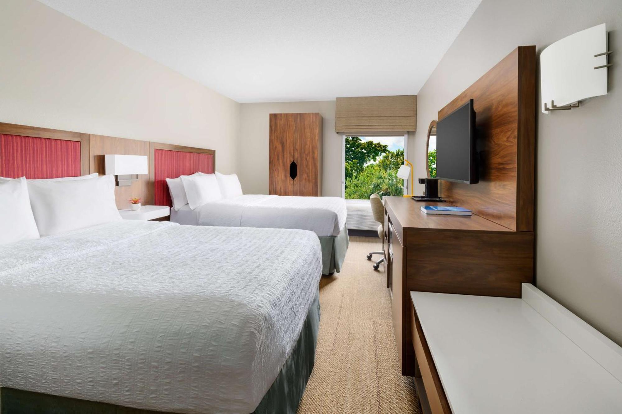 Hampton Inn Ft. Lauderdale-Cypress Creek Fort Lauderdale Eksteriør bilde